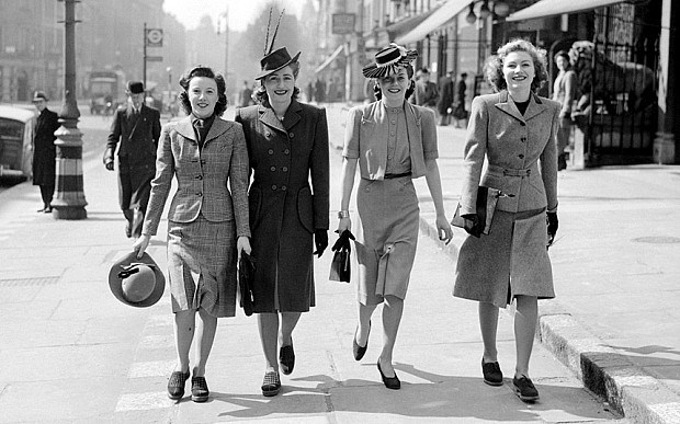 La mode au fil du temps : des conventions sociales en évolution