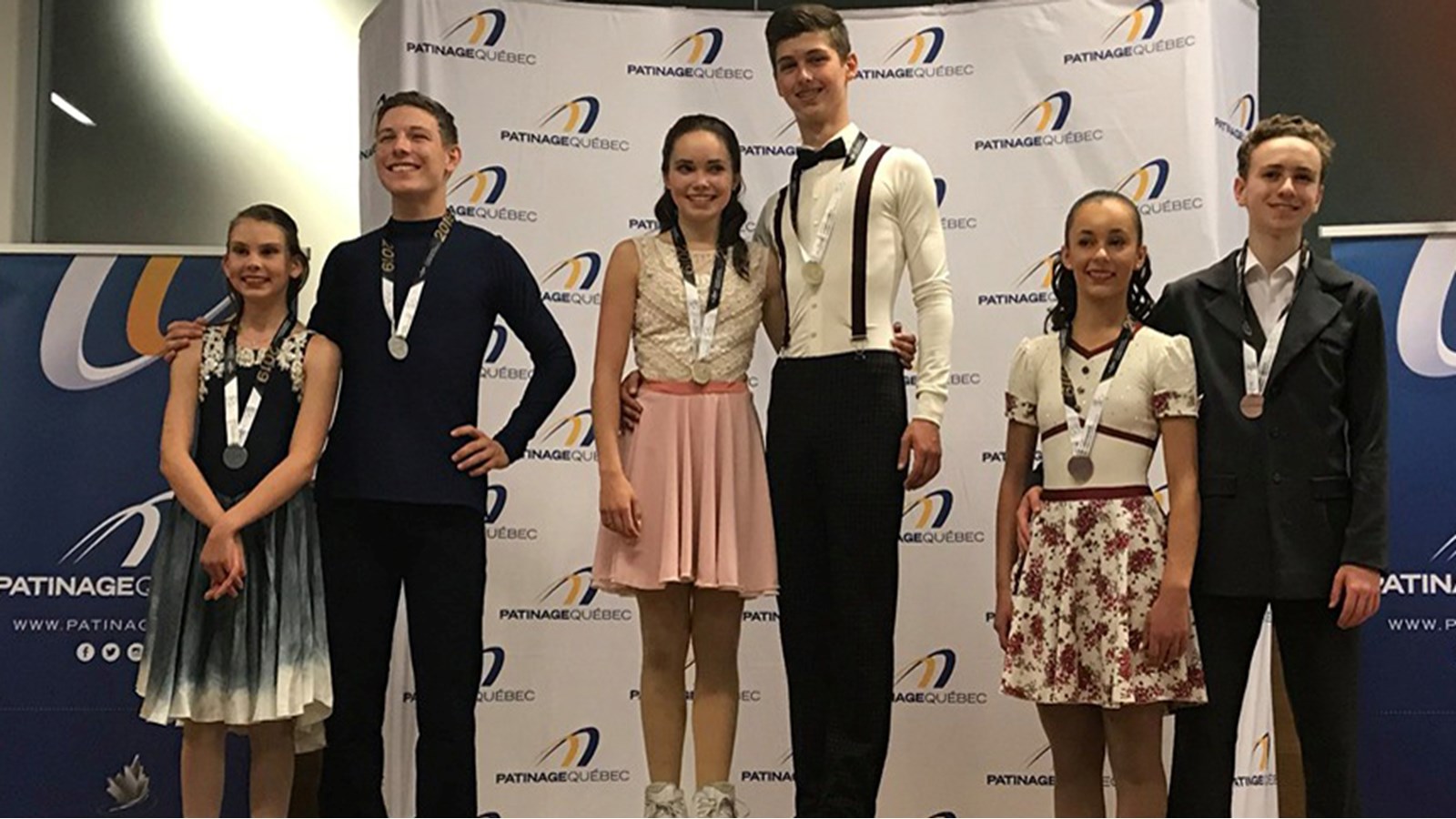 À droite, Rosalie Groulx et Adrian Marcellus du Club de Valleyfield ont mis la main sur la 3ème place en Novice Danse. 