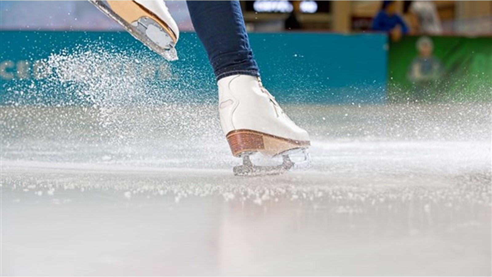 Patinage libre gratuit et hockey libre toute la saison à Sainte-Martine 