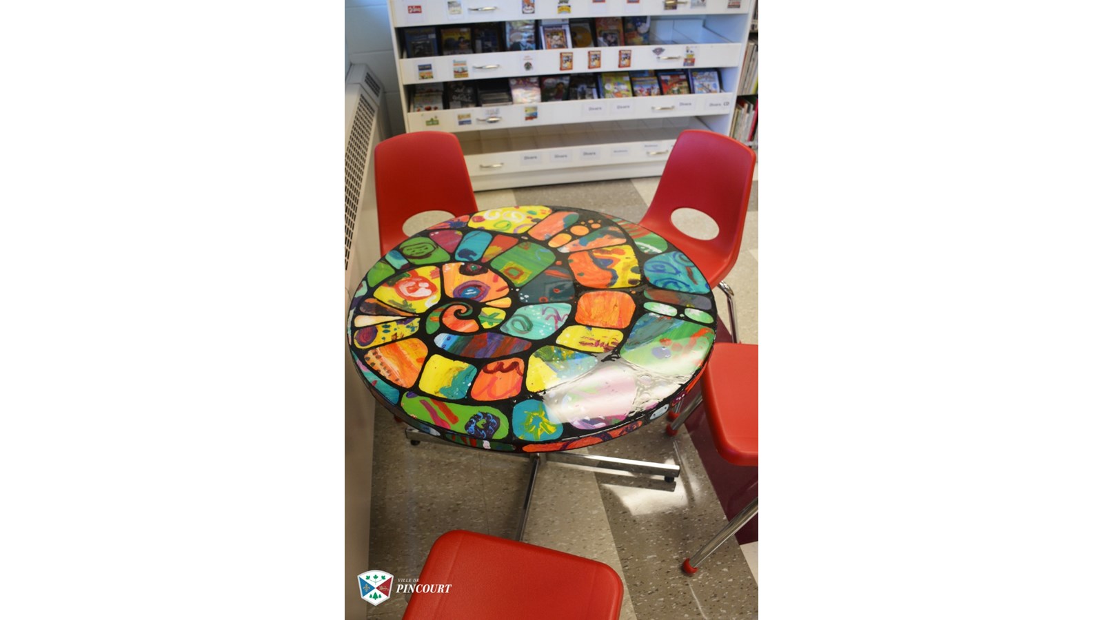 Découvrez un monde de couleur à la bibliothèque de Pincourt