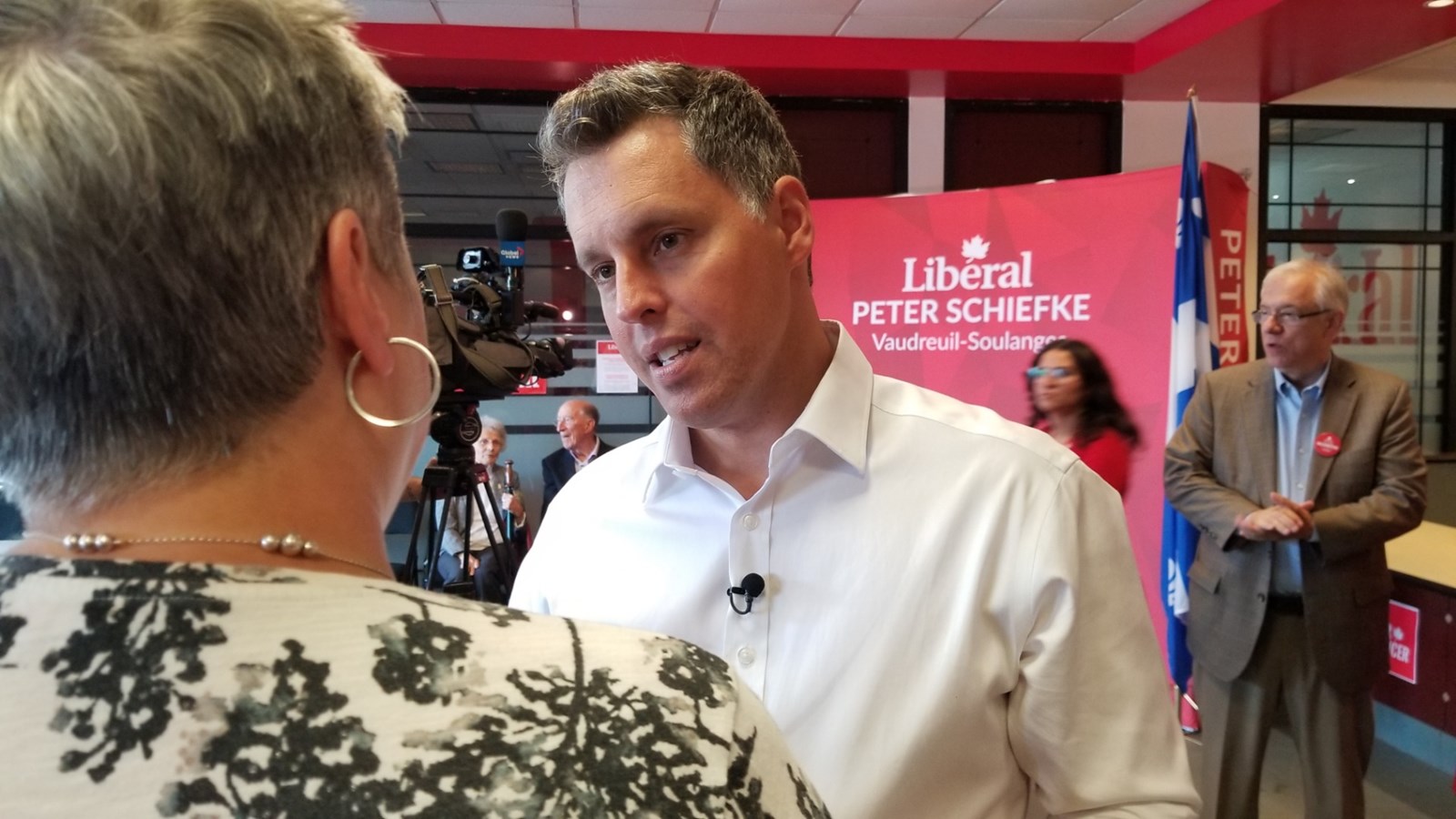 Peter Schiefke inaugure son bureau électoral à L’Île-Perrot