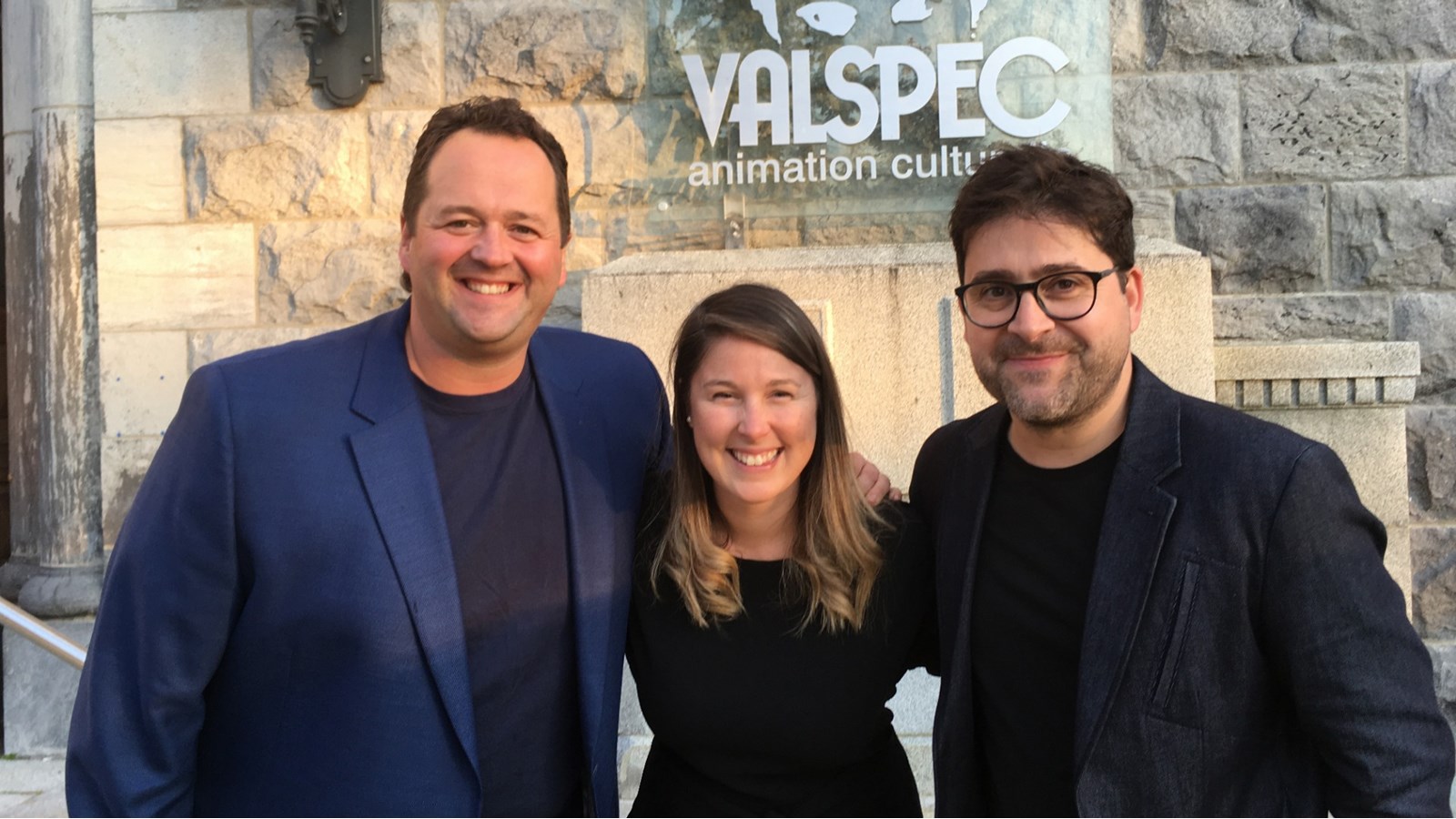 Alexandre Daneau, membre du conseil d'administration de Valspec, Jessica Stafford, directrice des communications et du développement et Claudéric Provost, directeur général et artistique espèrent que les spectateurs seront nombreux au rendez-vous pour cette 44e saison. 
