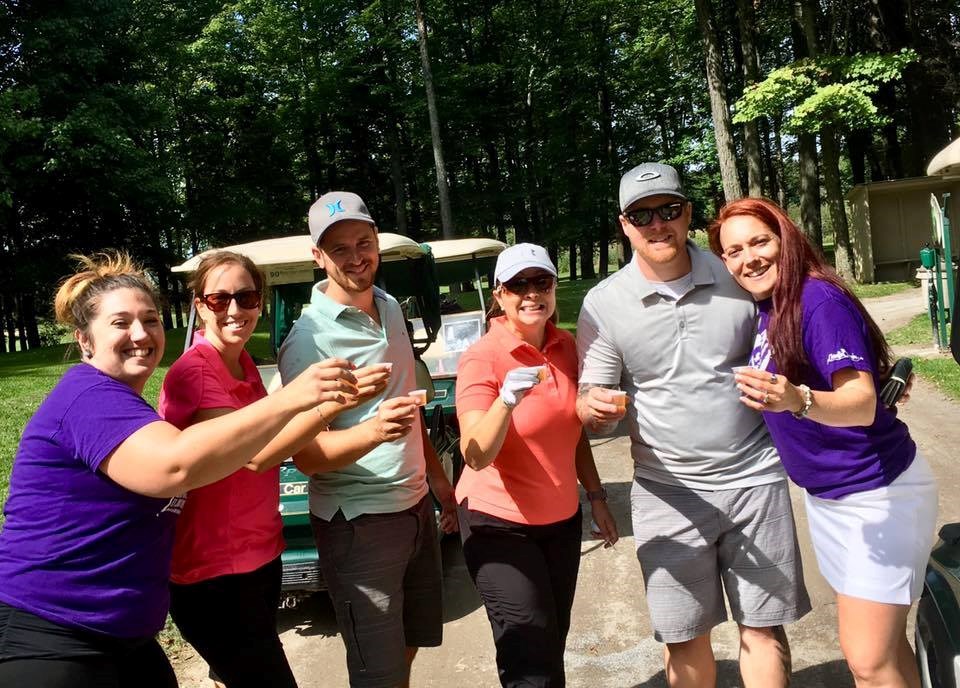 Une troisième édition réussie pour le tournoi de golf annuel du Centre prénatal et jeunes familles