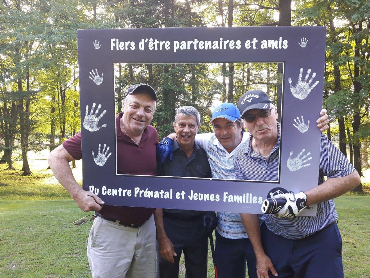 Une troisième édition réussie pour le tournoi de golf annuel du Centre prénatal et jeunes familles