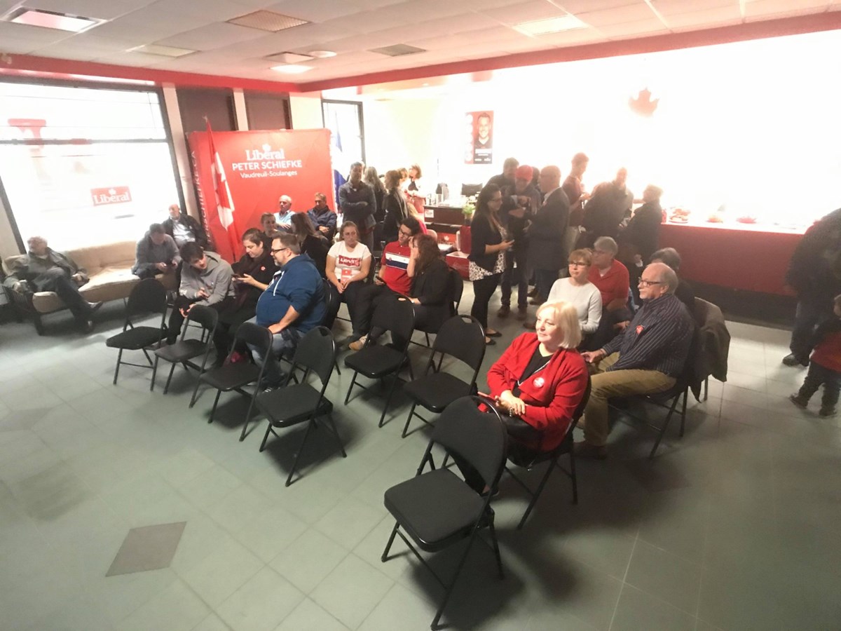 En images : revivez la soirée électorale dans Vaudreuil-Soulanges