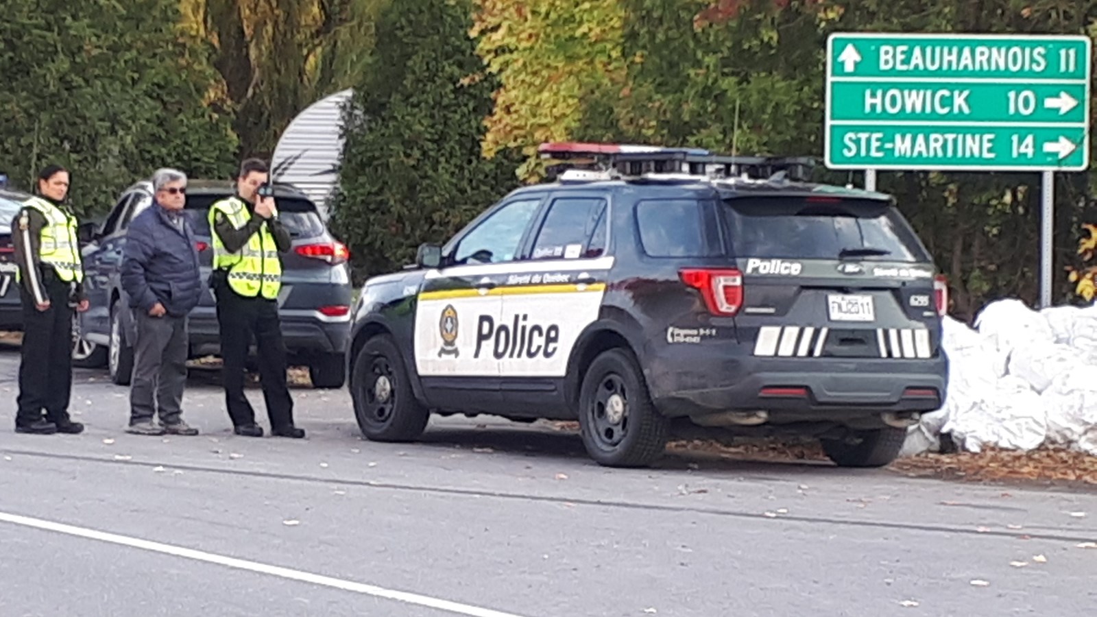 Le maire de Saint-Étienne-de-Beauharnois, Gaétan Ménard a pris part à l'opération plus tôt cette semaine.