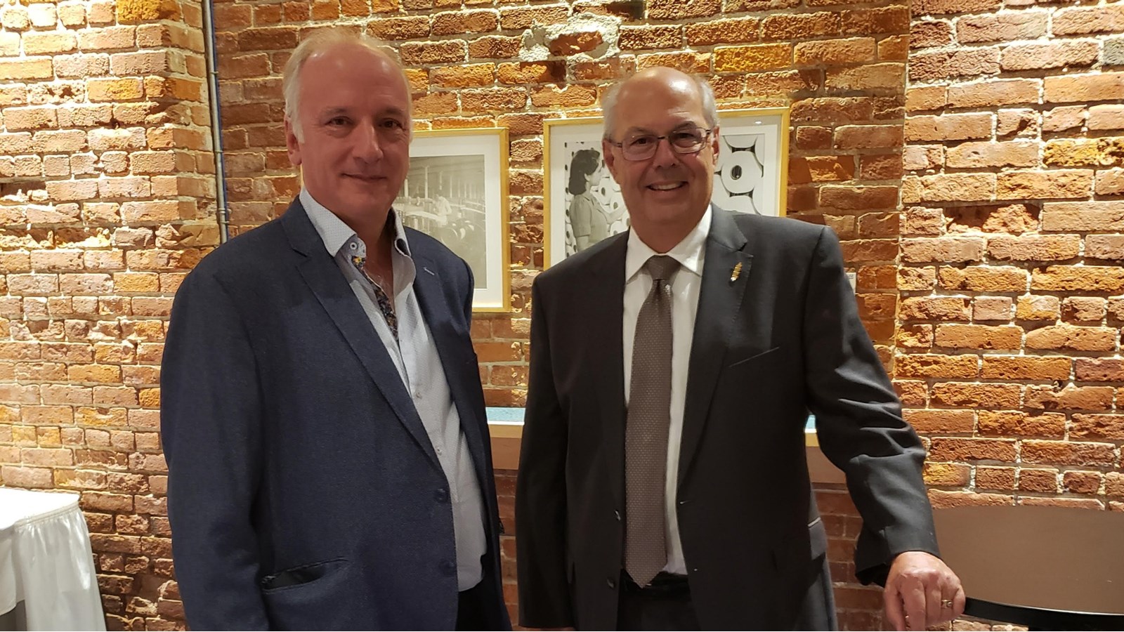 Le Dr Sylvain Dufresne, président de l’Association des médecins omnipraticiens du Sud-Ouest et son collègue Dr Louis Godin, président de la Fédération des médecins omnipraticiens du Québec ont dressé le portrait de la situation en médecine familiale pour la Montérégie-Ouest, le jeudi 14 novembre à Salaberry-de-Valleffield. 

