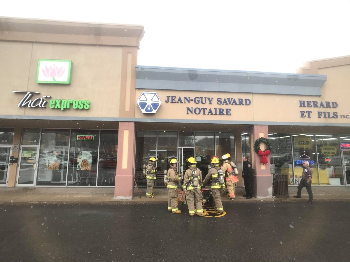 Un nouveau système de chauffage monopolise une vingtaine de pompiers à L'Île-Perrot