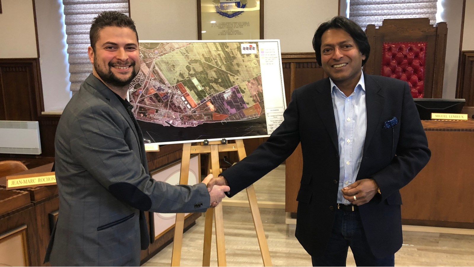 Cette première phase du projet comprend l’acquisition par Solargise d’un terrain de 350 000 pieds carrés, situé dans le parc industriel et portuaire Perron en bordure du boulevard Gérard-Cadieux.