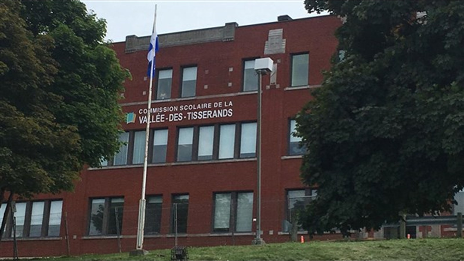 Direction d'école: la CSVT recrute dès ce soir