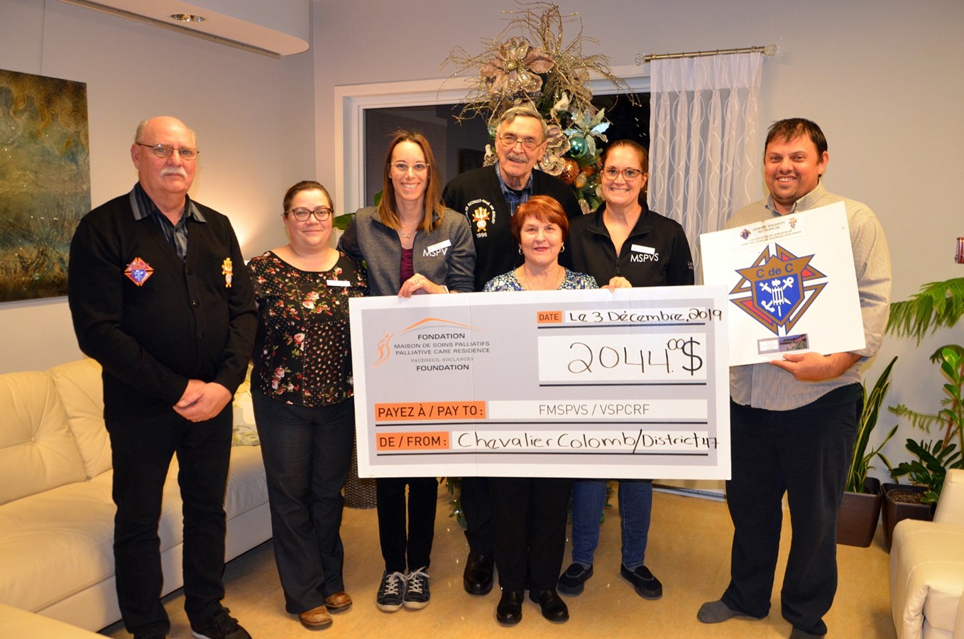 Les Chevaliers de Colomb remettent 2 000$ à la Maison de soins palliatifs de Vaudreuil-Soulanges