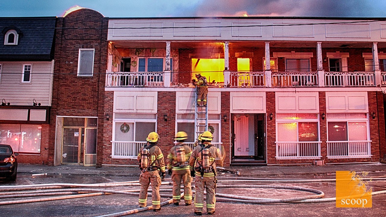 En cours: un incendie fait rage à Valleyfield