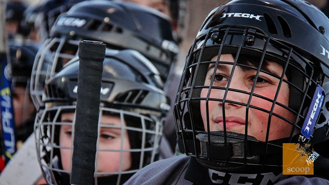 Du hockey parascolaire pour encourager les bons comportements