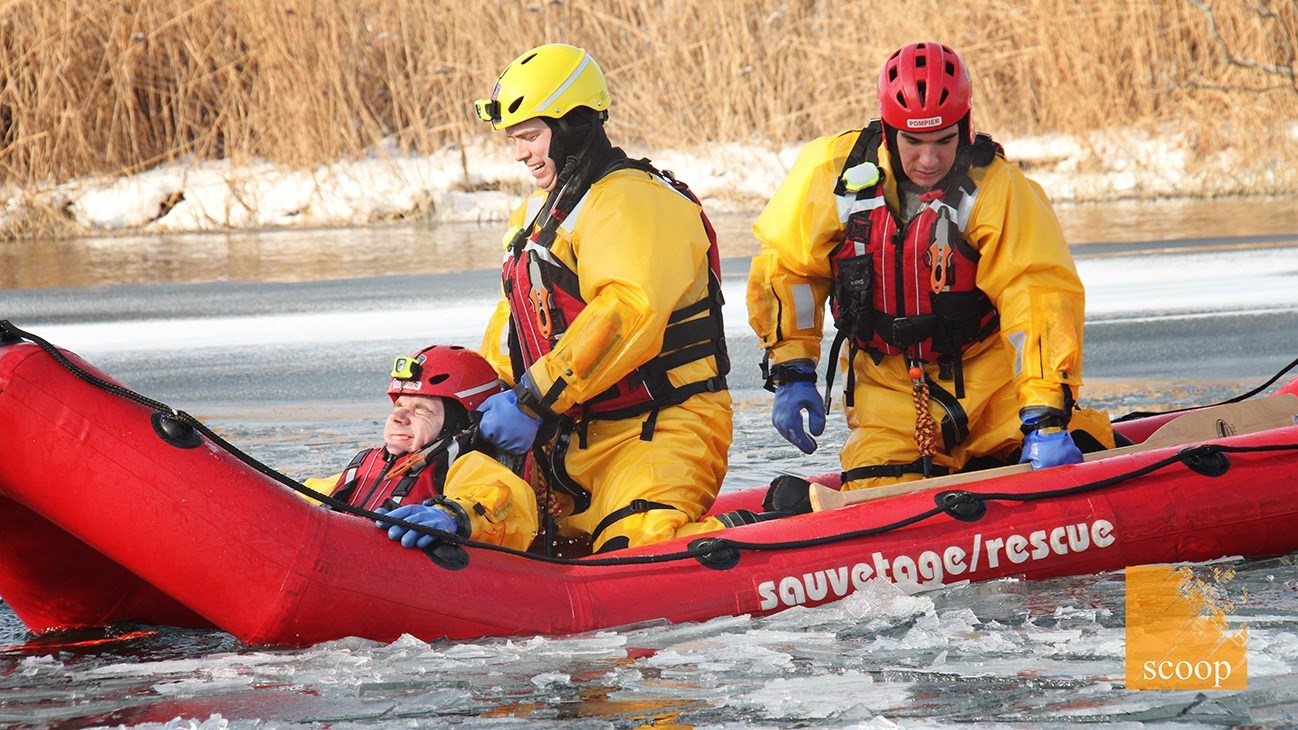 Les pompiers de Coteau-du-Lac se jettent à l'eau