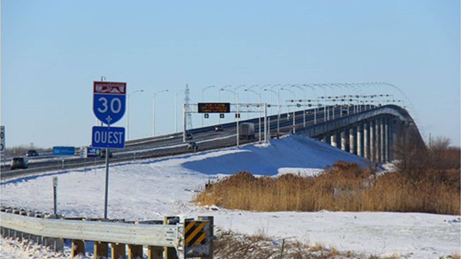 Si Dame Nature le veut, des travaux d'entretien sont prévus demain en direction EST sur le pont Madeleine-Parent à Beauharnois 