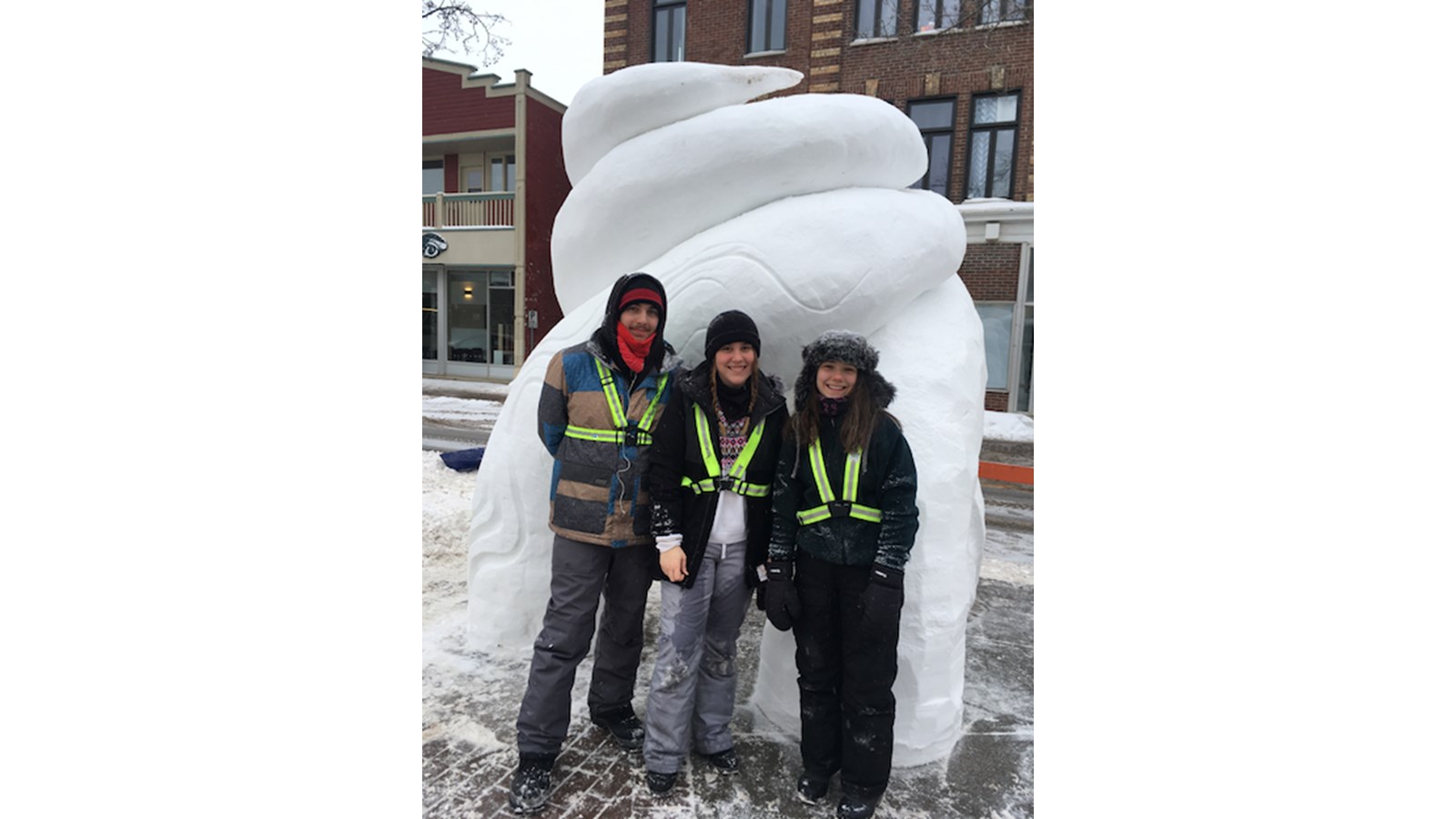 Trois étudiants du Cégep de Valleyfield font des vagues à Rivière-du-Loup