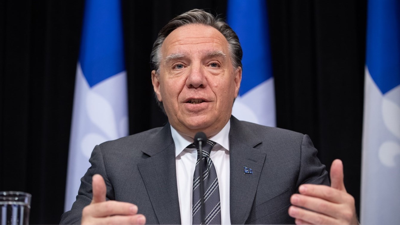 Écoles, économie et régions : François Legault vise une réouverture graduelle