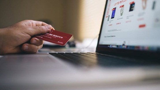 Incitatifs financiers offerts aux entrepreneurs qui prennent le virage numérique