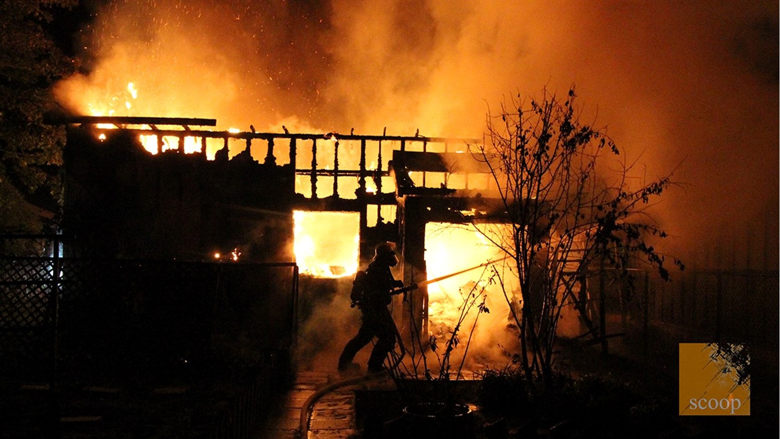 Les pompiers de Salaberry-de-Valleyfield en entraide à Les Coteaux