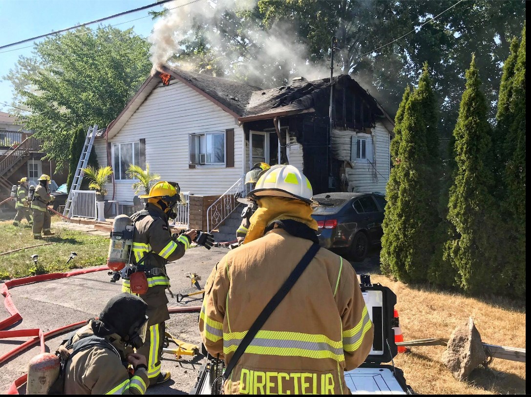 Une maison est détruite par les flammes à Pincourt 