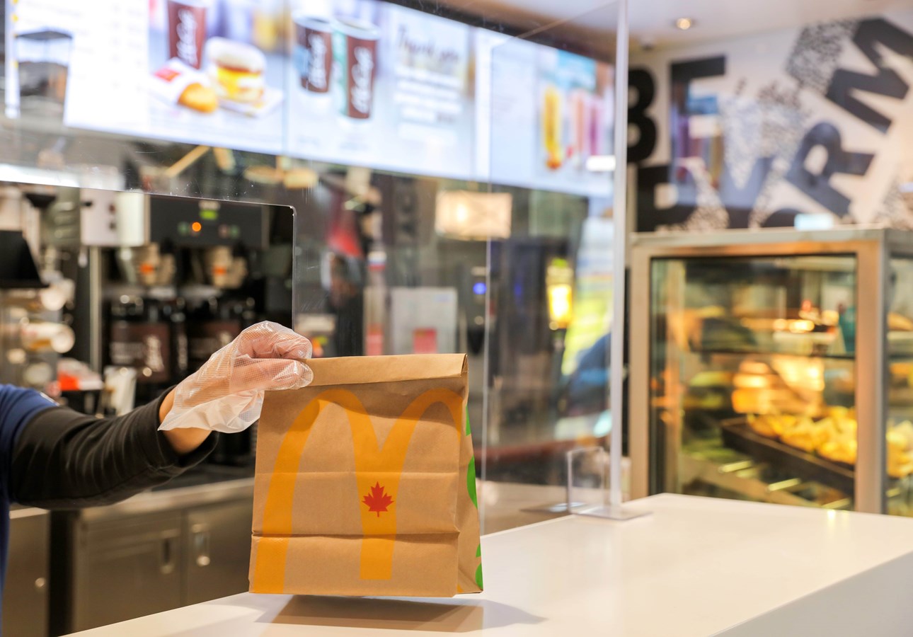 McDonald's annonce la réouverture des salles à manger à travers le Québec