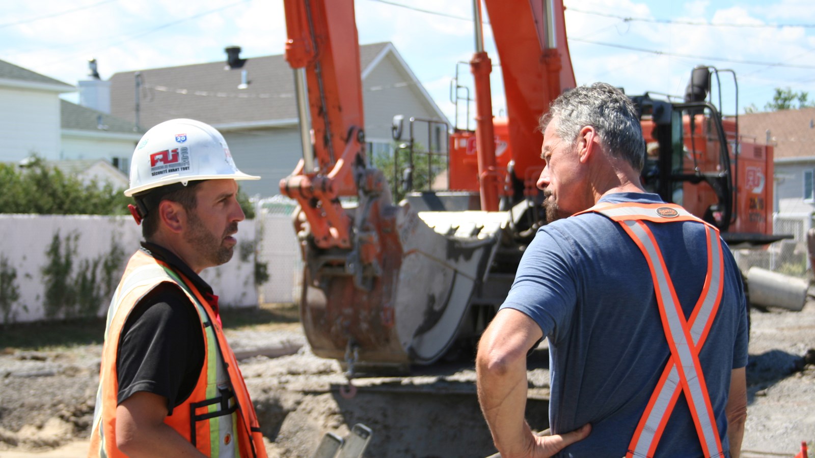 Le président et chef de la direction de ALI Excavation, Marc-André Loiselle est bien présent sur le chantier.