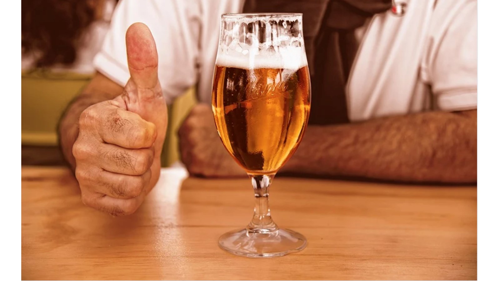 Un registre des clients des bars est maintenant obligatoire