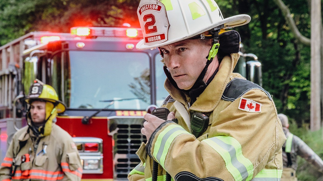 Une résidence est lourdement endommagée par les flammes à Hudson