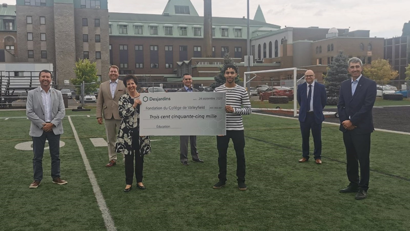 Desjardins remettra 355 000$ d’ici 2025 à la Fondation du Collège de Valleyfield