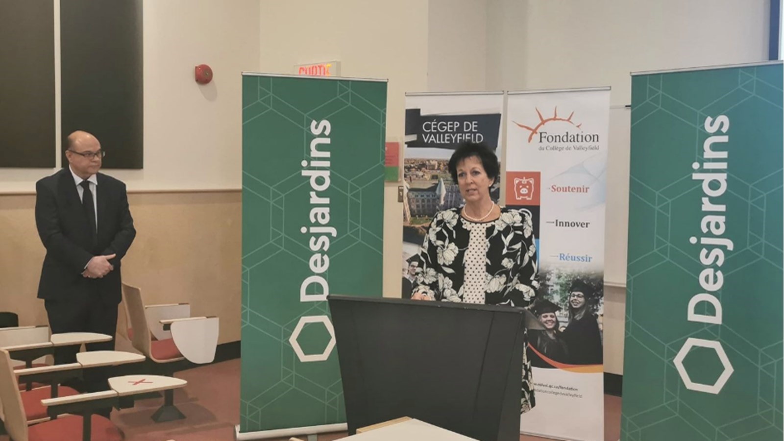 Odette Perron, présidente du conseil d'administration de la Fondation du Collège de Valleyfield