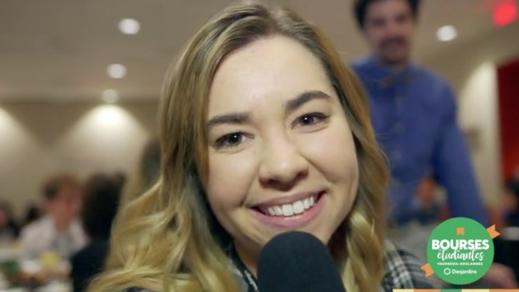 Faites comme Kim et inscrivez-vous au Concours de bourses étudiantes