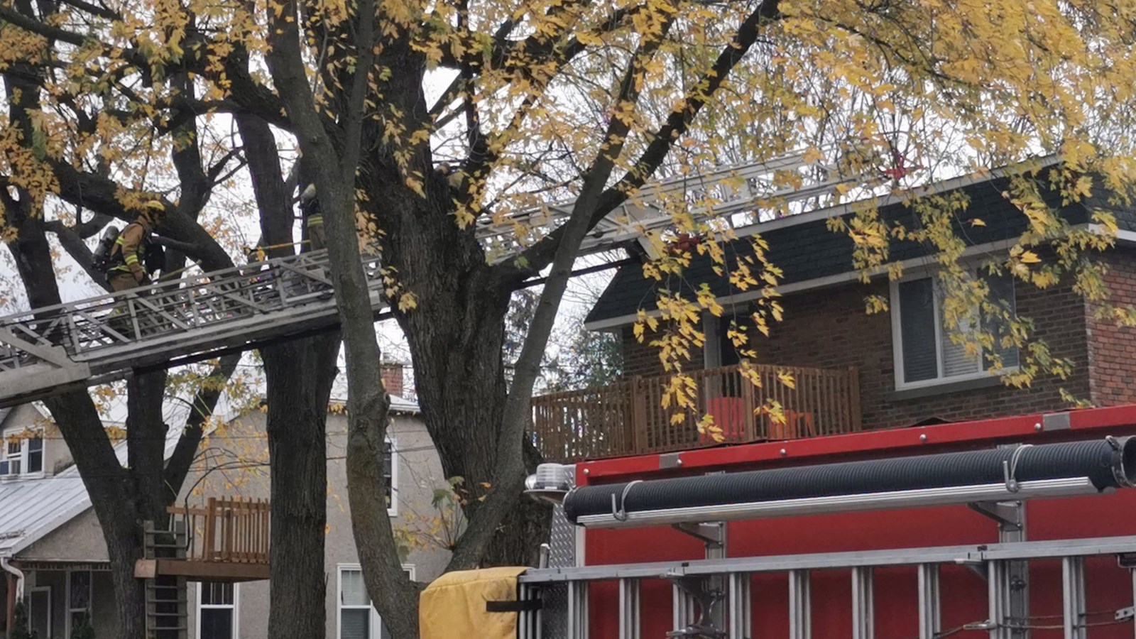 Intervention des pompiers de Vaudreuil-Dorion sur la rue de l'Hôtel-de-Ville