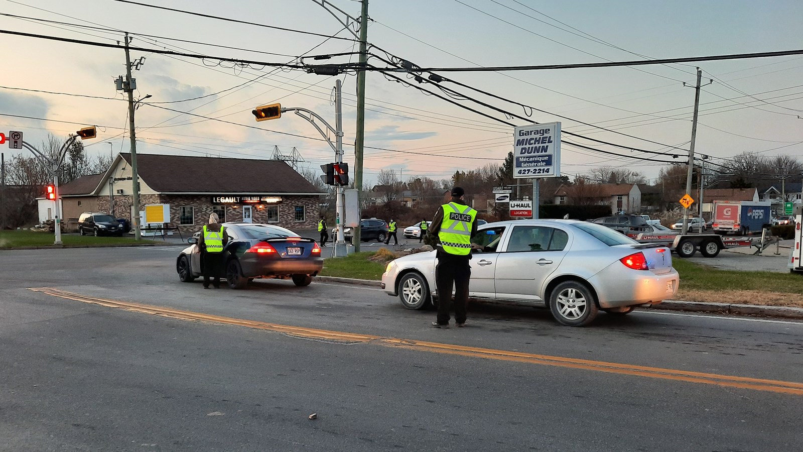 Opération policière sur la route 138 à Sainte-Martine