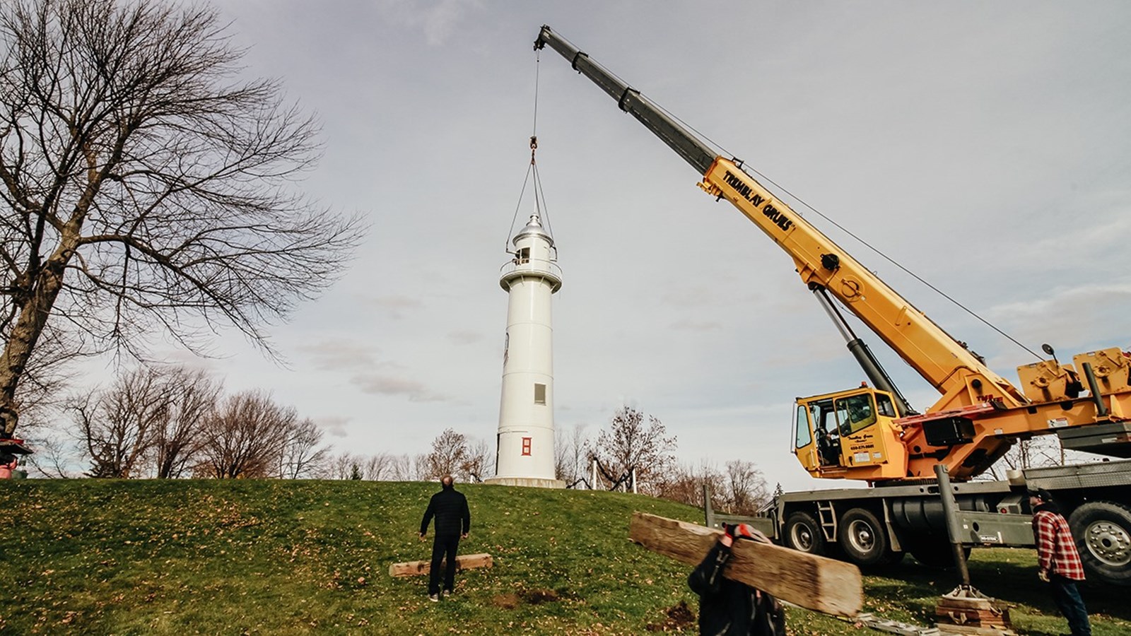 Métamorphose beauté pour le phare de Pointe-des-Cascades