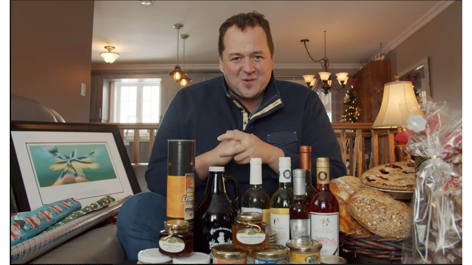 À l‘image de la vidéo promotionnelle d’achat local animée par l'ambassadeur Alexandre Daneau, les citoyens sont invités à faire comme lui et se laisser séduire par l'achat local