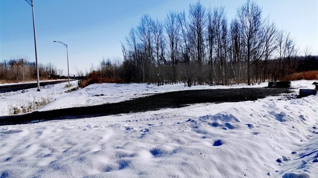 Le projet de construction de la caserne de NDIP est entre les mains de la justice