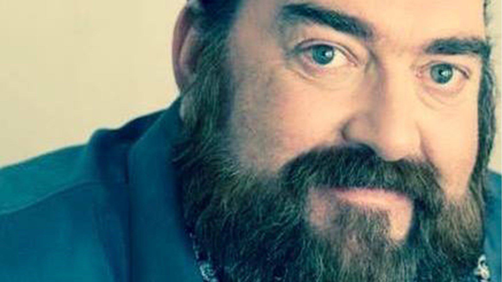 Le jeudi 6 février dernier, le comédien et auteur à ses heures, Martin Larocque, était de passage à Salaberry-de-Valleyfield pour proposer une réflexion décomplexante sur l’éducation des enfants