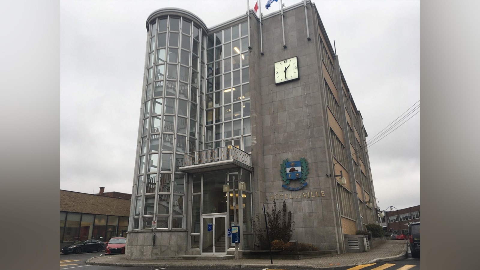 Accès limité aux bâtiments municipaux de Salaberry-de-Valleyfield