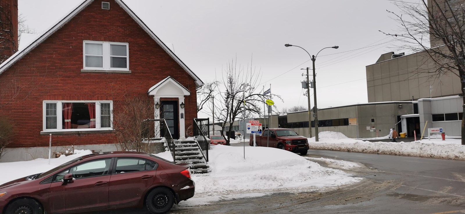 Le nouveau refuge prend place au 67 rue Wildrid, à Salaberry-de-Valleyfield, à deux pas de l'Hôpital du Suroît