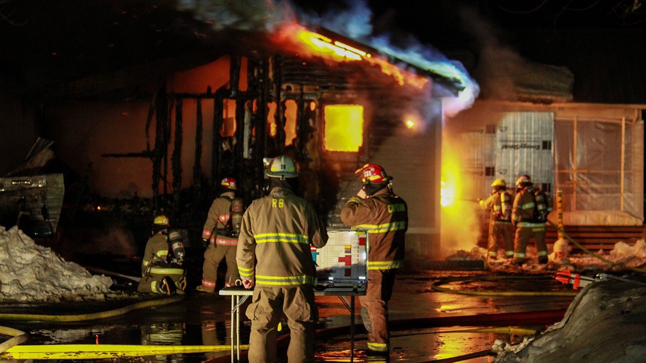 Un chalet est détruit par les flammes à Rivière-Beaudette