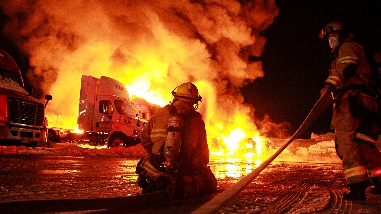 Un violent incendie cause d'importants dommages à Coteau-du-Lac