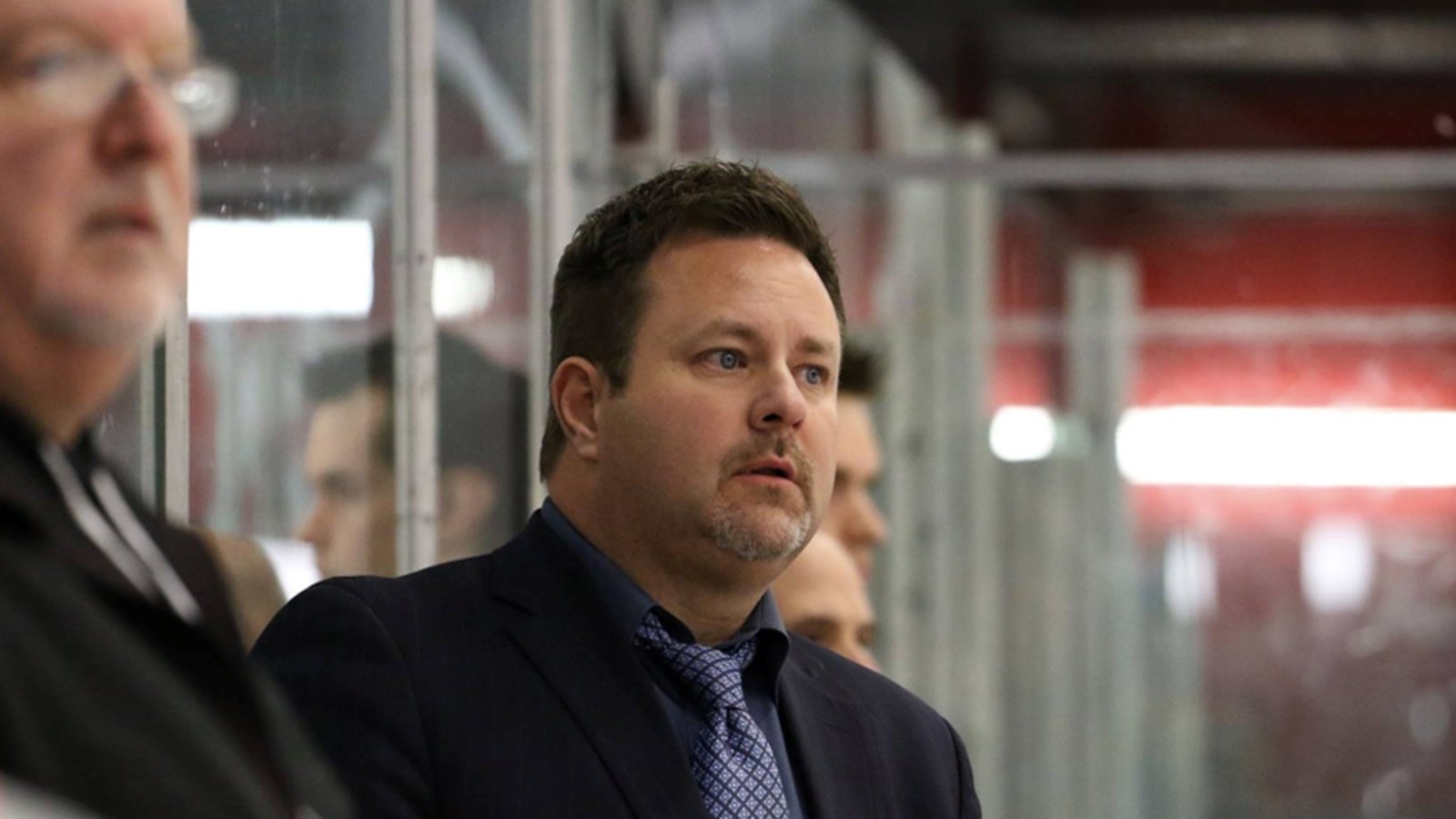 Celui qui longtemps été derrière le banc de la formation sportive comme coach, Stéphane Scotto, agit maintenant comme vice-président et copropriétaire des Braves de Valleyfield 
