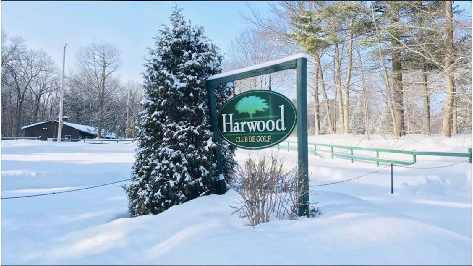 Vaudreuil-Dorion entame le processus d'achat du Club de golf Harwood 