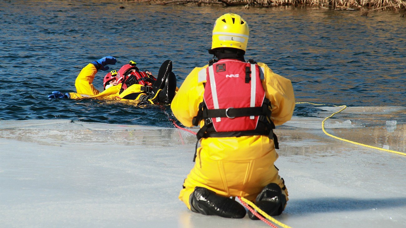 Les pompiers de Coteau-du-Lac se jettent à l'eau