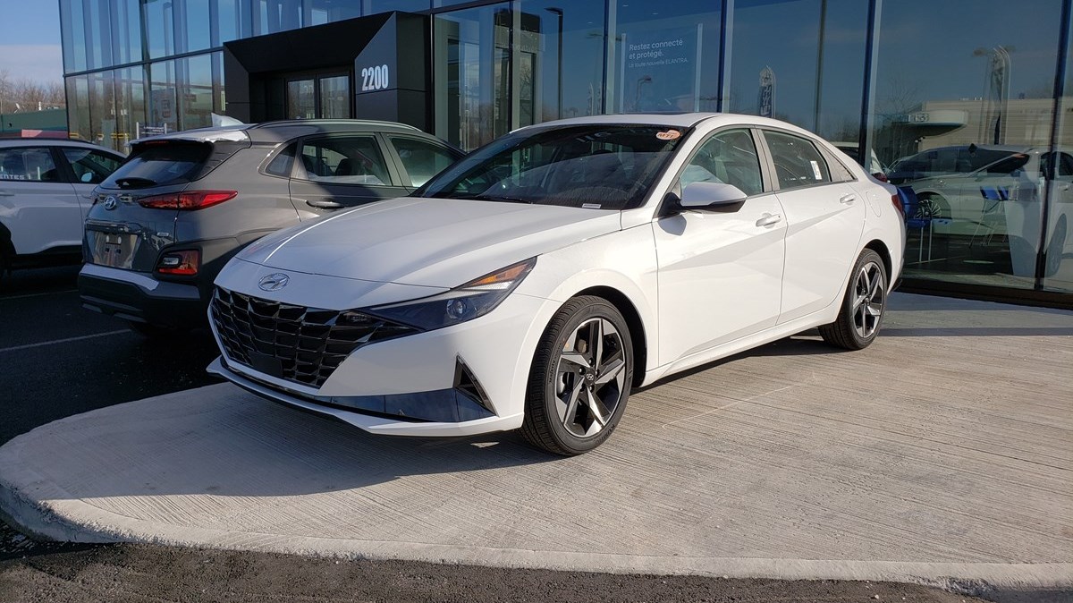 Elantra 2021 : Maintenant disponible en version hybride