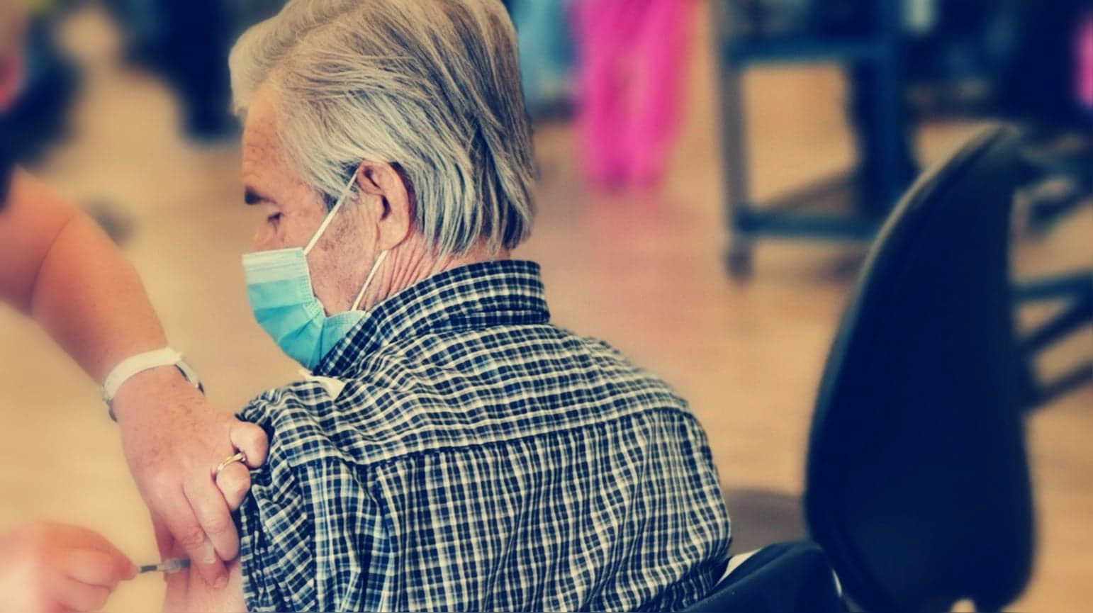 Plus de deux semaines d'attente pour recevoir le vaccin