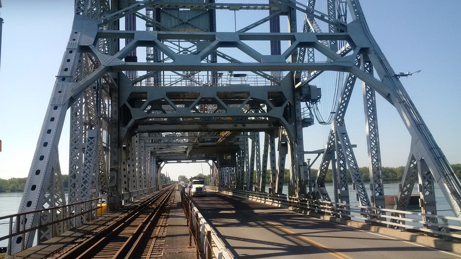Circulation en alternance sur le pont Larocque jusqu'au 30 avril
