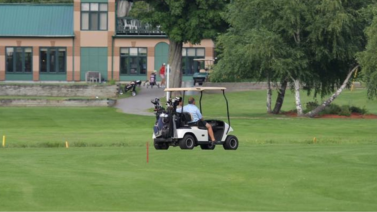 Une partie de golf gratuite pour les anges gardiens de la santé