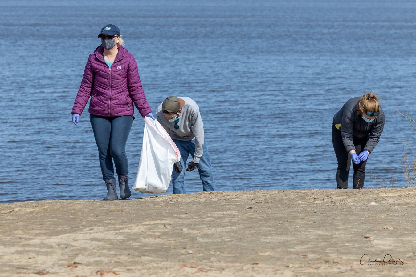 Près de 200 kg de déchets sont ramassés sur les berges