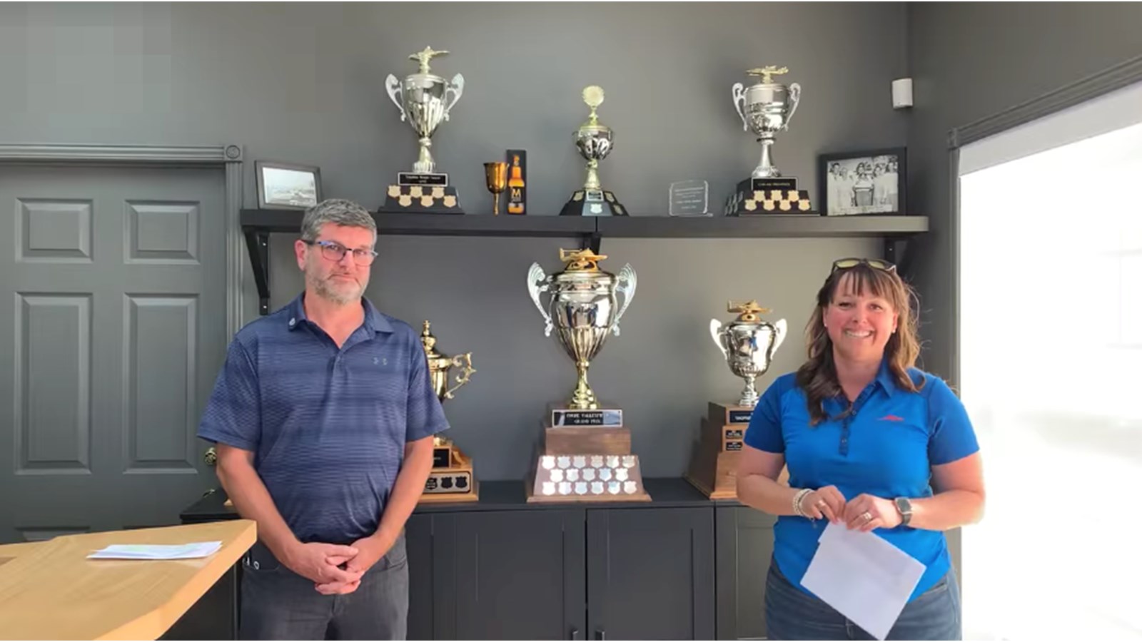 Didier Bernard Séguin, président de la HRL et Émilie Daoust, directrice générale des Régates de Valleyfield convient les citoyens de Salaberry-de-Valleyfield et des environs à un rendez-vous culturel en juillet